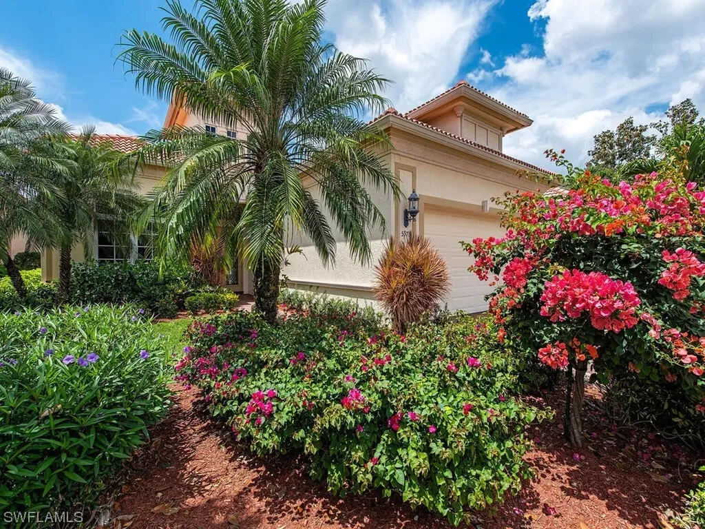 5976 Hammock Isle Circle Naples FL 34119