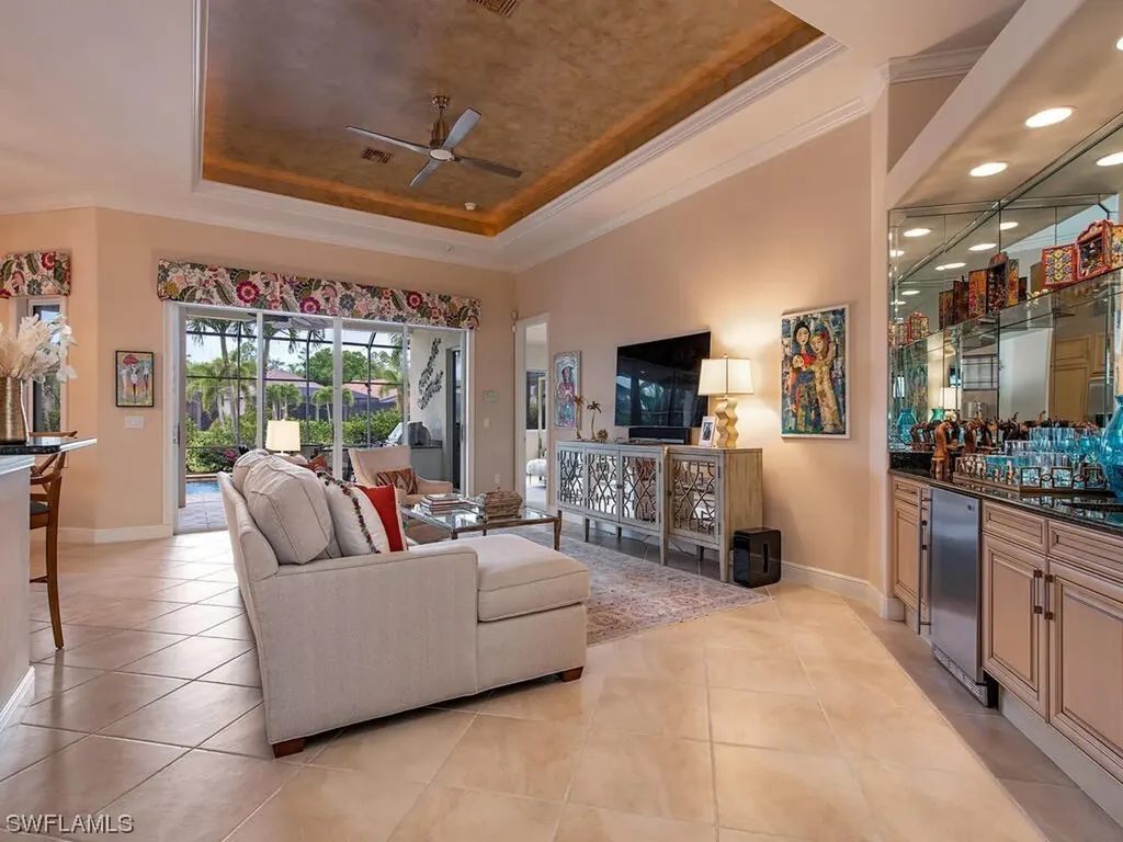 5976 Hammock Isle Circle Naples FL 34119