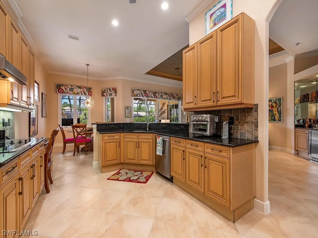 5976 Hammock Isle Circle Naples FL 34119