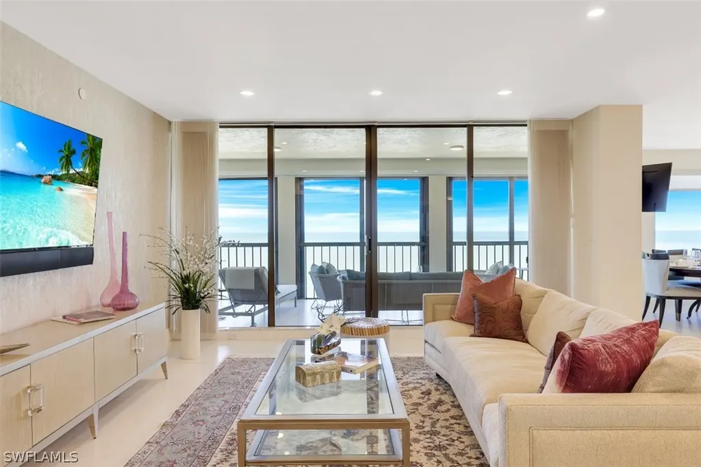 8171 Bay Colony Drive Naples FL 34108