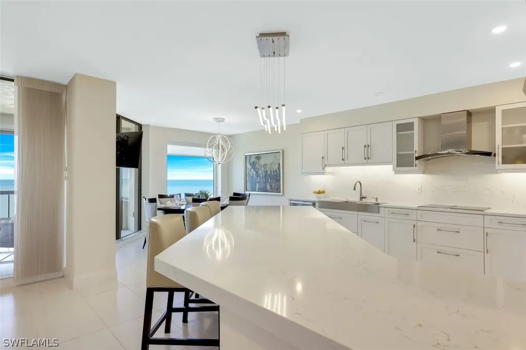 8171 Bay Colony Drive Naples FL 34108