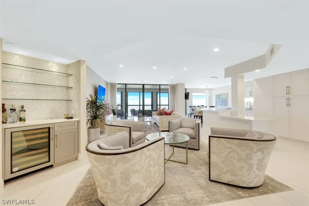 8171 Bay Colony Drive Naples FL 34108