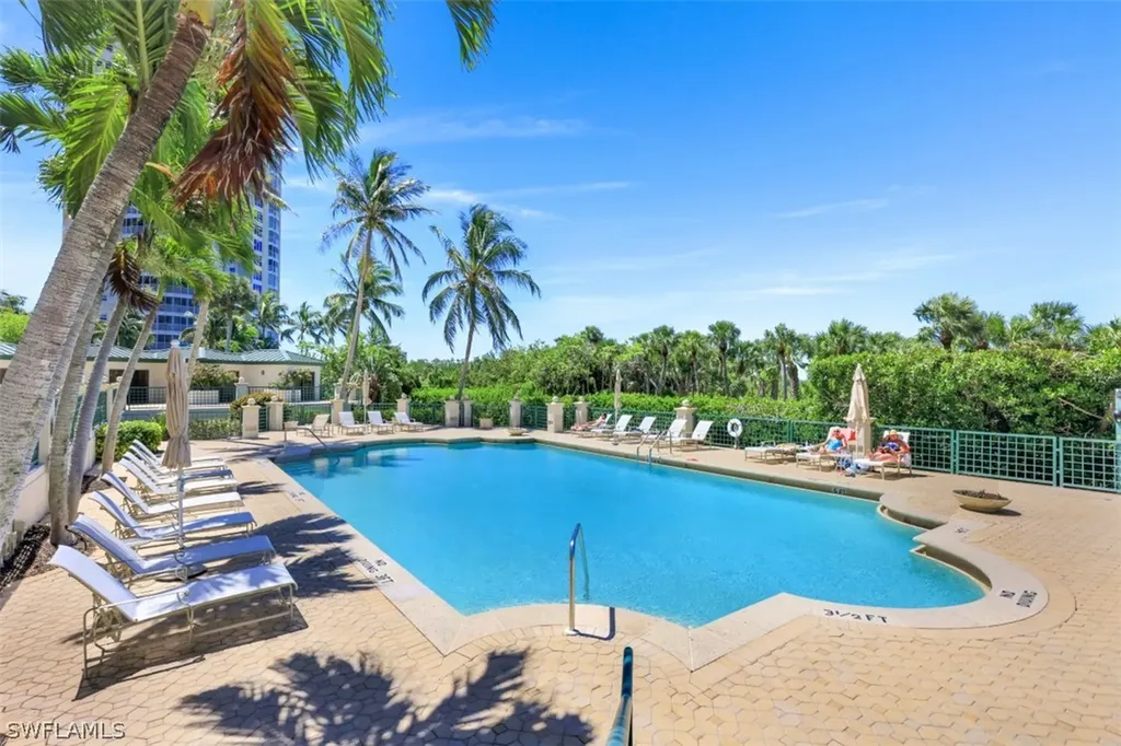 8171 Bay Colony Drive Naples FL 34108