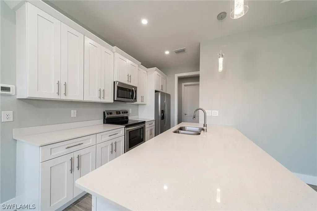 331 NW 24th Place Cape Coral FL 33993
