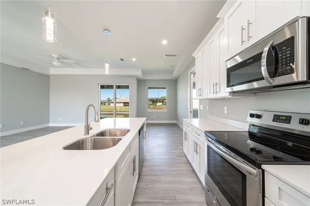 331 NW 24th Place Cape Coral FL 33993