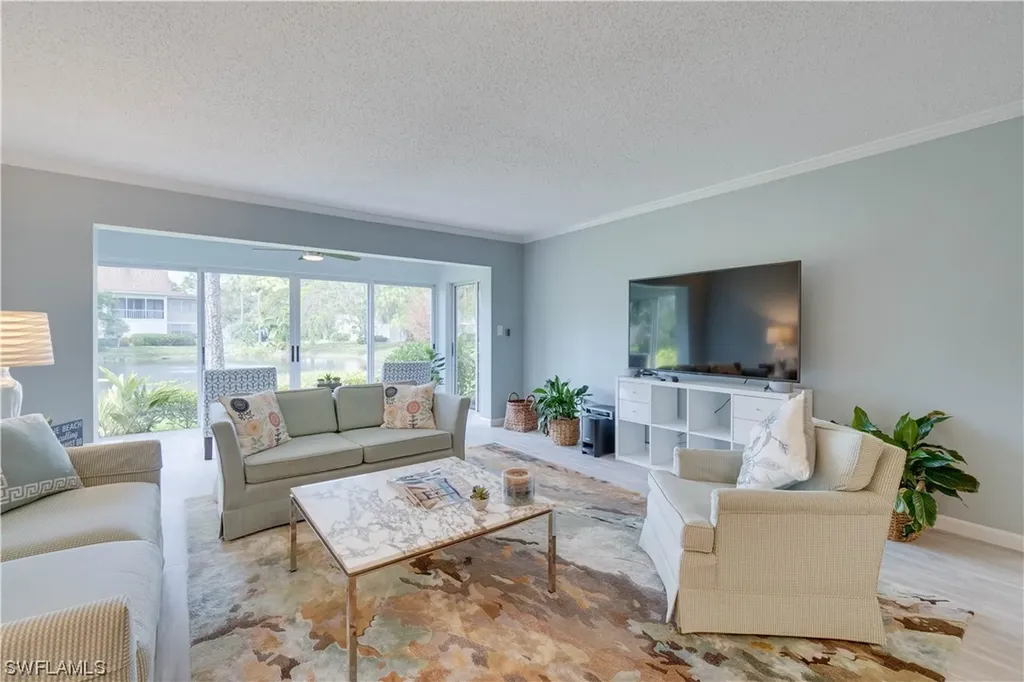 Naples FL, 1960 Bald Eagle Drive, Unit 204A