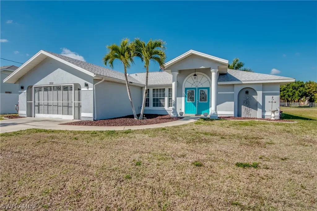 1902 SE 1st Avenue Cape Coral FL 33990