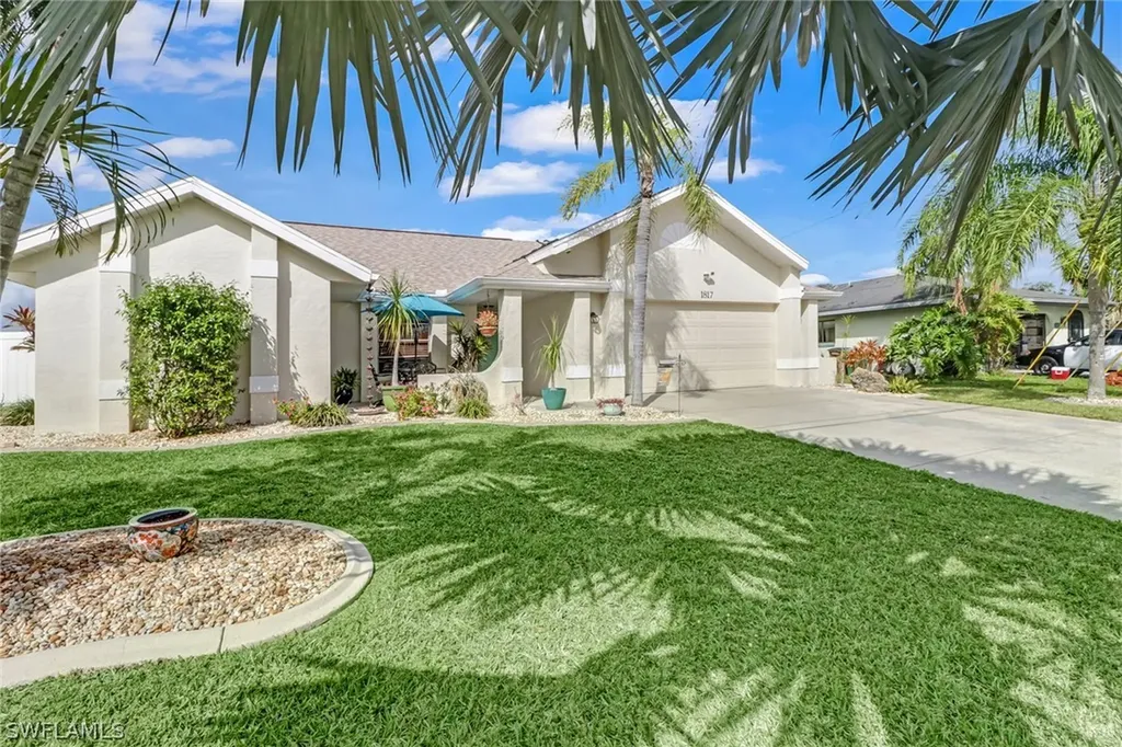1817 Bolado Parkway Cape Coral FL 33990