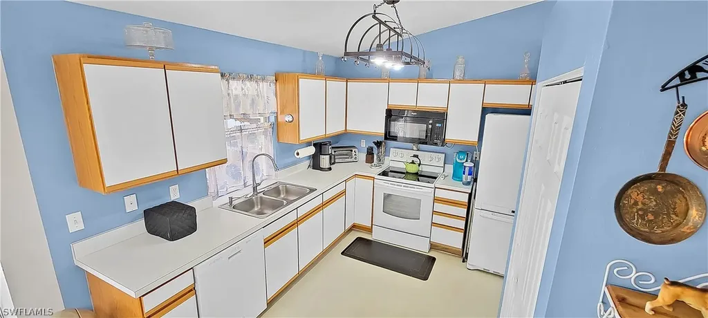 8134 Almeria Road Fort Myers FL 33967