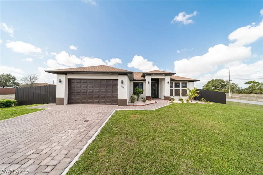 506 NE 3rd Place Cape Coral FL 33909