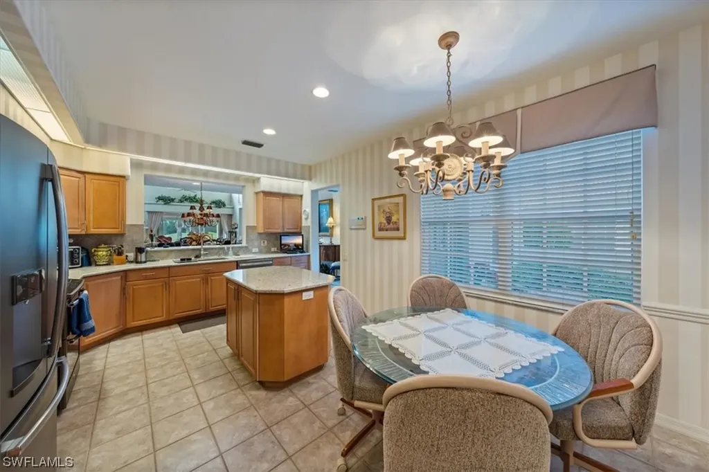 5747 Persimmon Way Naples FL 34110