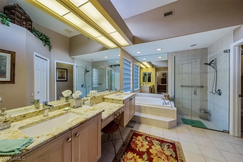 5747 Persimmon Way Naples FL 34110