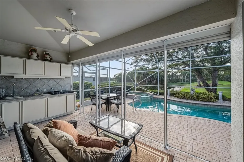 5747 Persimmon Way Naples FL 34110