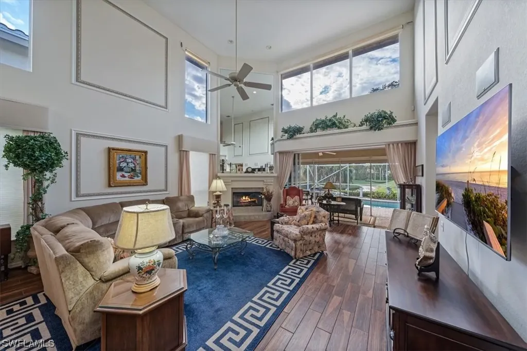 5747 Persimmon Way Naples FL 34110