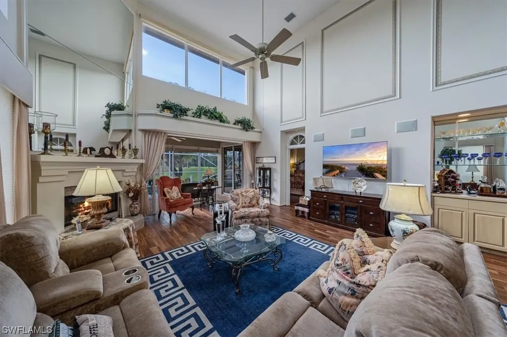 5747 Persimmon Way Naples FL 34110