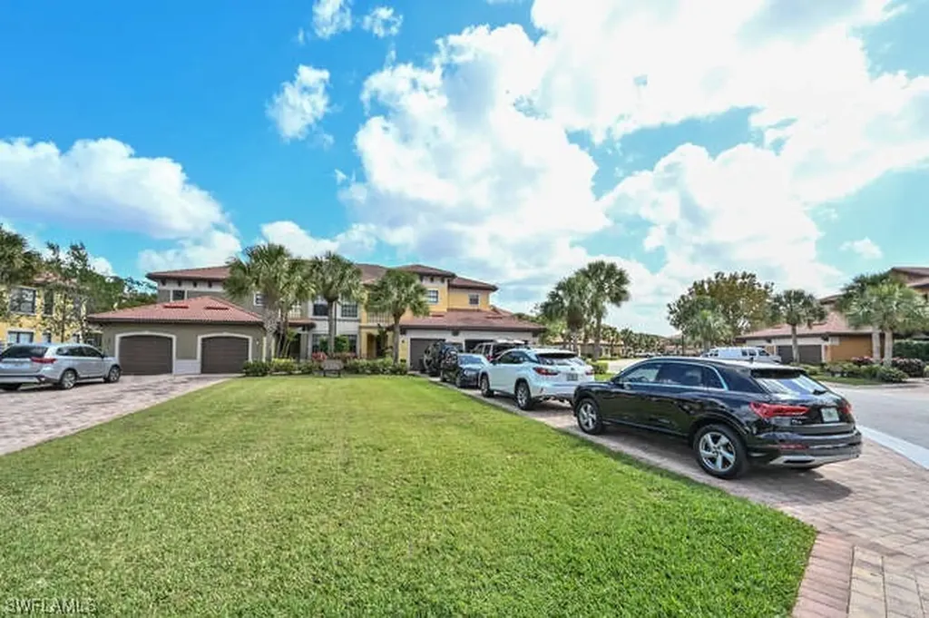 1329 Corso Palermo Court Naples FL 34105