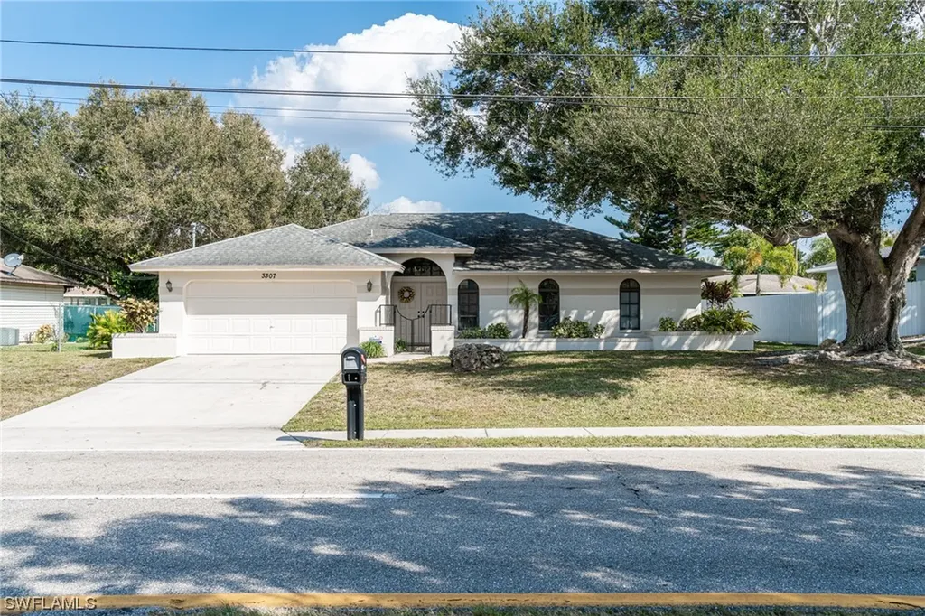 3307 Santa Barbara Boulevard Cape Coral FL 33914
