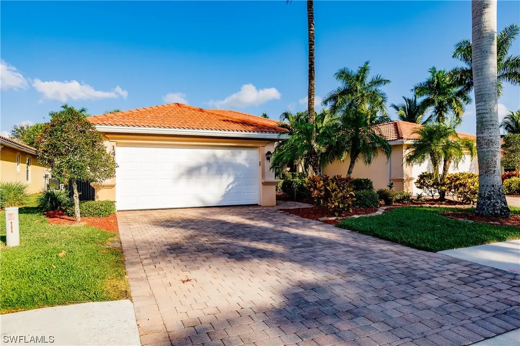 14158 Fall Creek Court Naples FL 34114