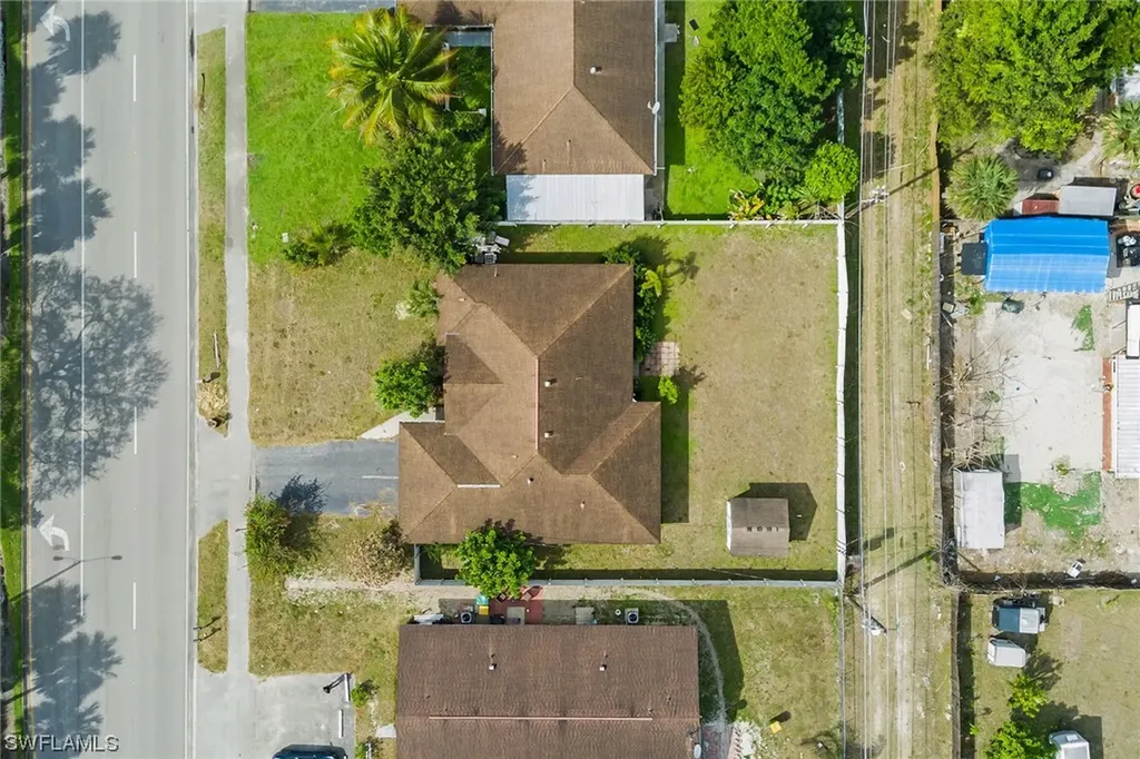 4173 Golden Gate Parkway Naples FL 34116