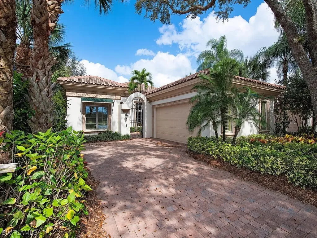15647 Villoresi Way Naples FL 34110