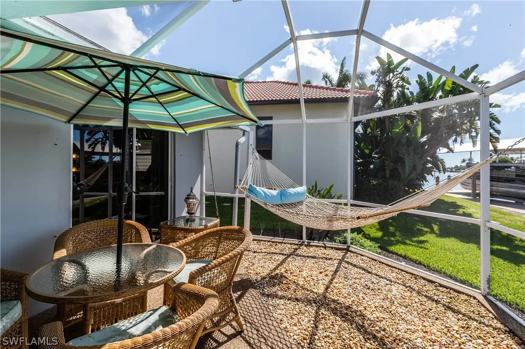 148 Tahiti Street Naples FL 34113