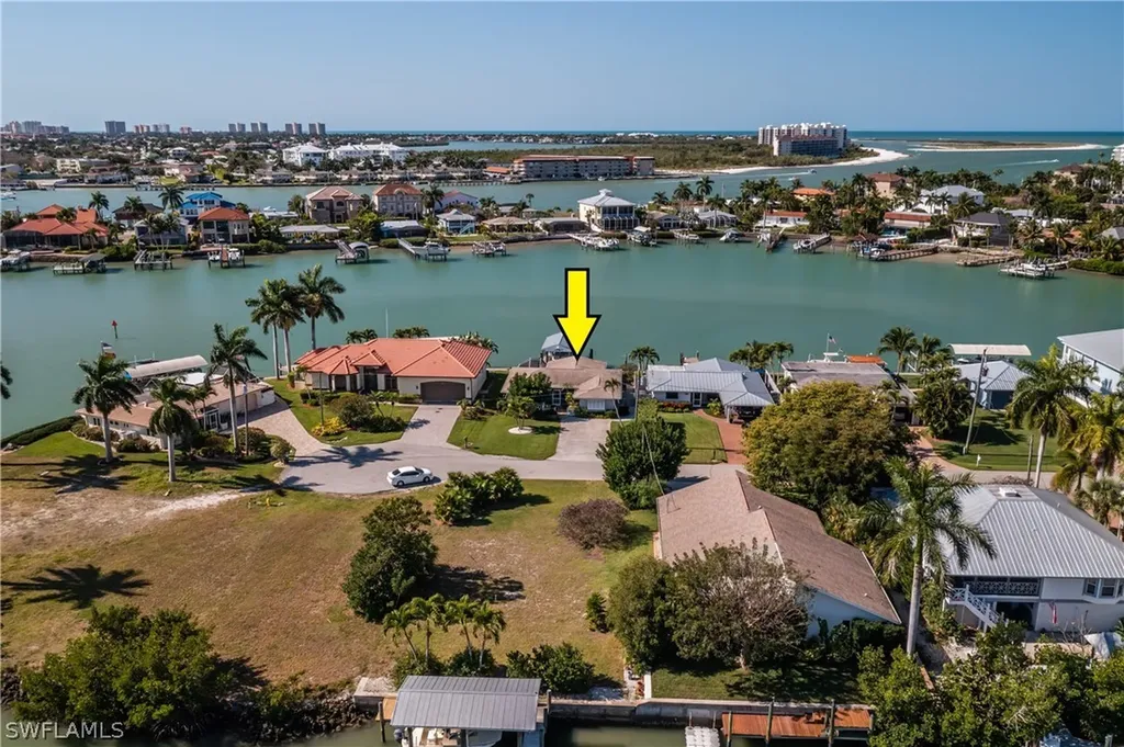 148 Tahiti Street Naples FL 34113