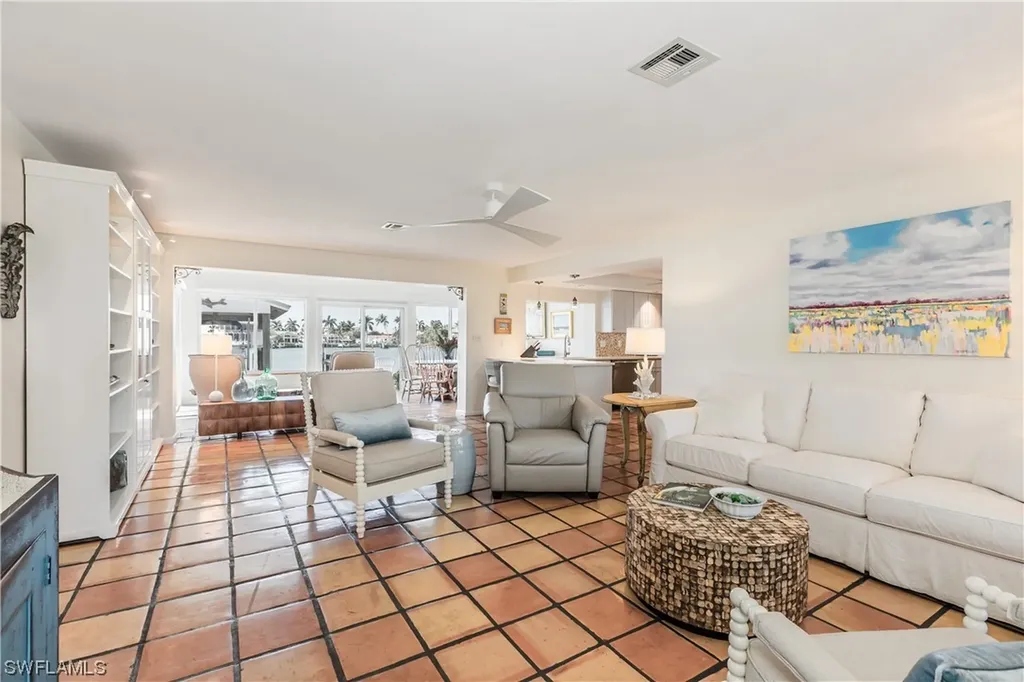 148 Tahiti Street Naples FL 34113