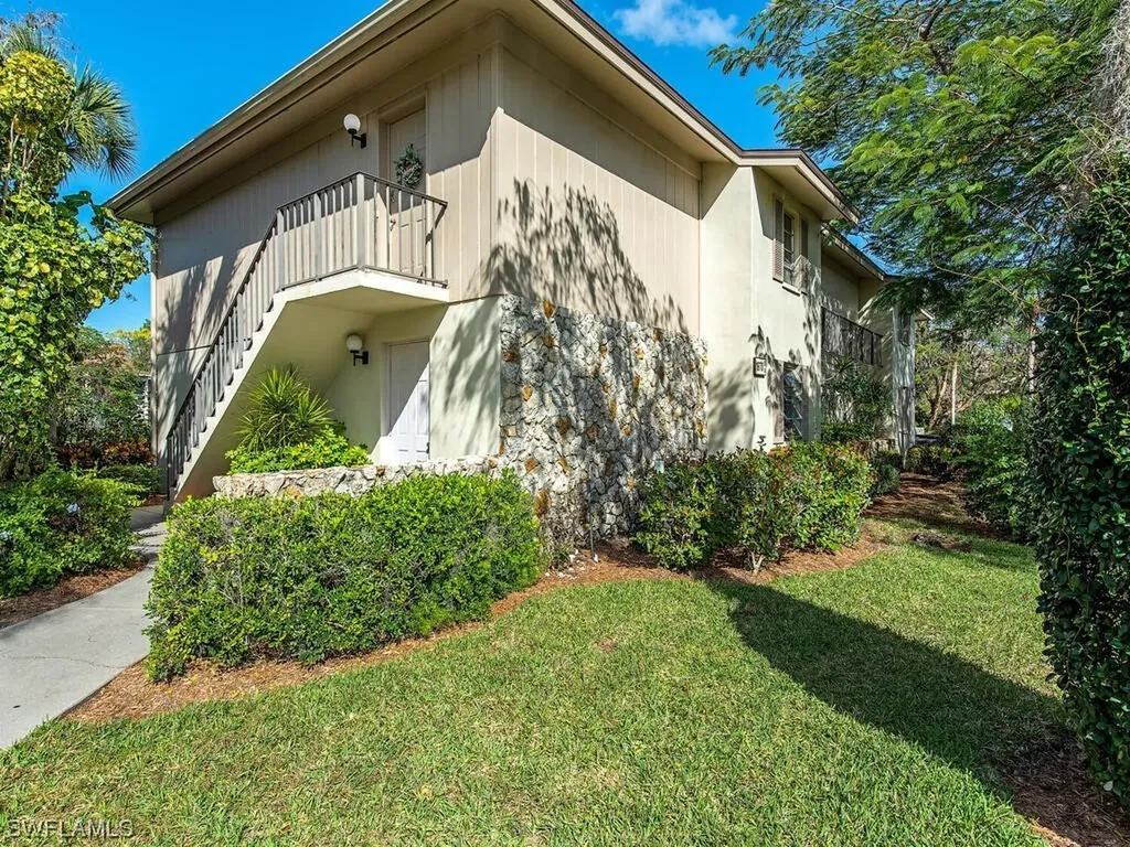 Naples FL, 1970-A Bald Eagle Drive