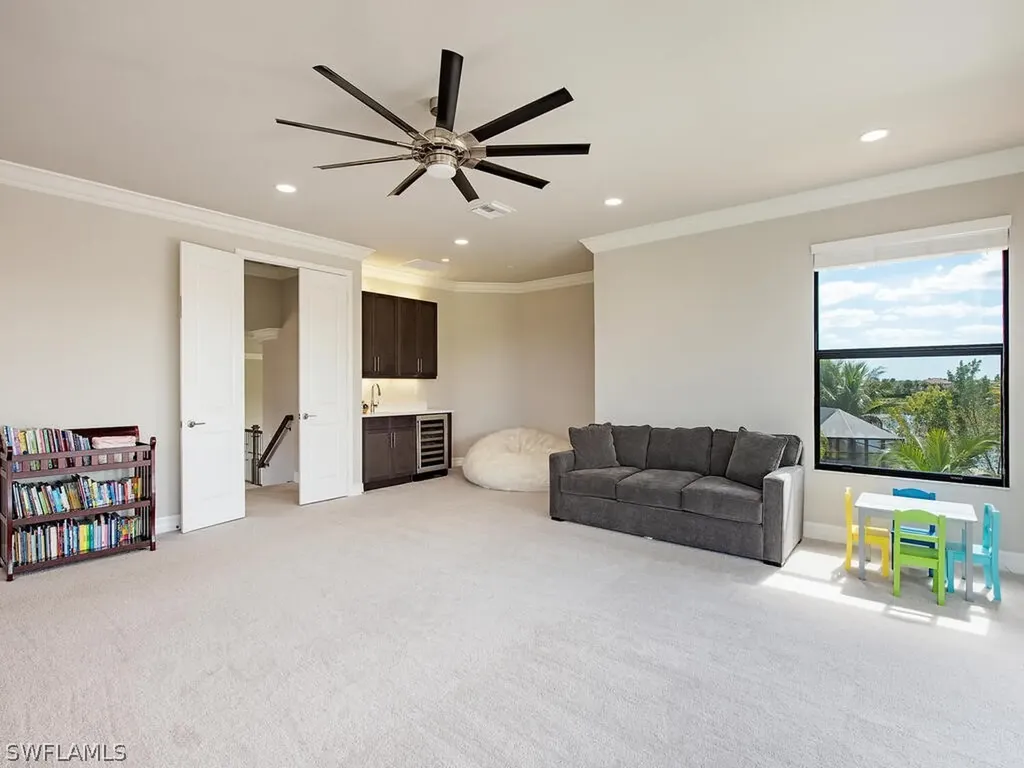 4553 Azalea Drive Naples FL 34119