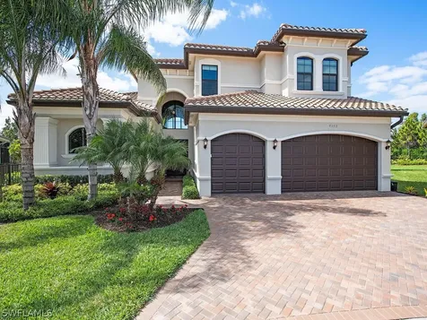 4553 Azalea Drive Naples FL 34119