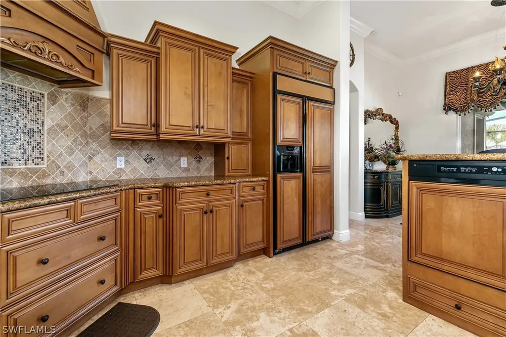 2703 SE 24th Court Cape Coral FL 33904