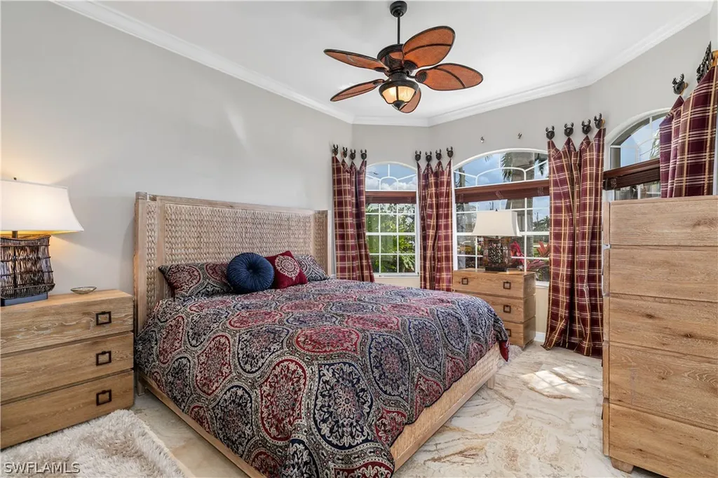 2703 SE 24th Court Cape Coral FL 33904