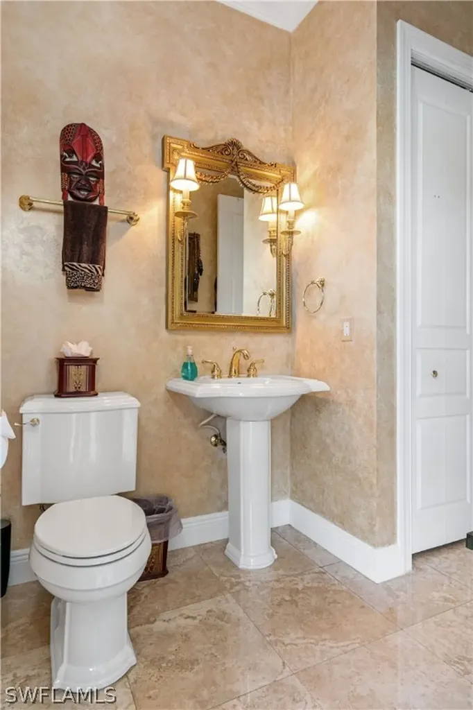 2703 SE 24th Court Cape Coral FL 33904