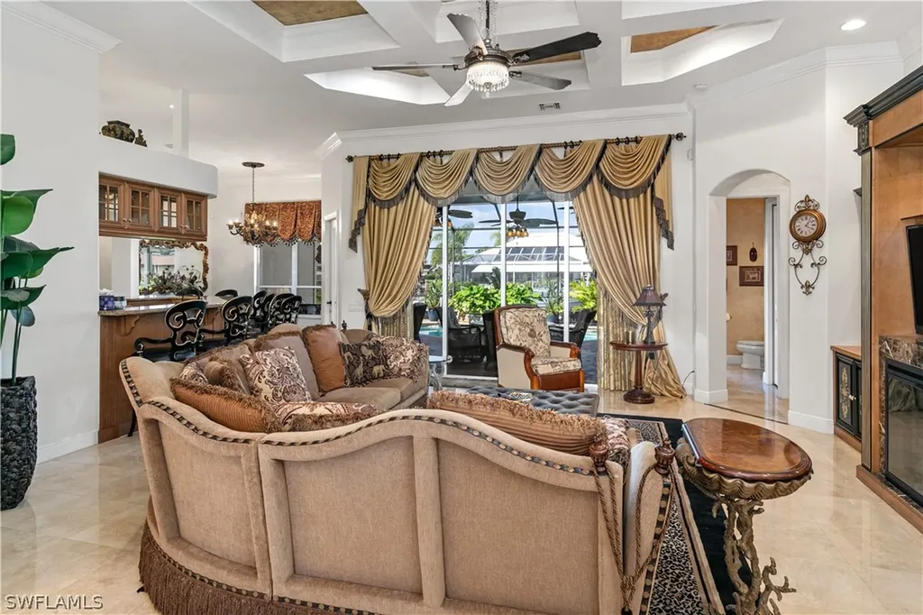 2703 SE 24th Court Cape Coral FL 33904