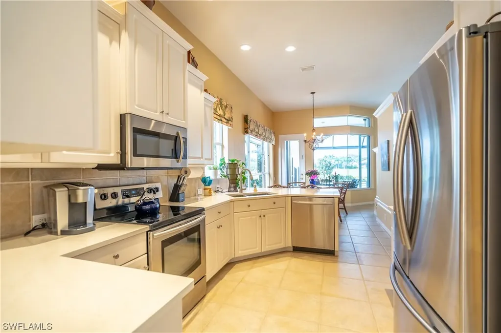5981 Ashford Lane Naples FL 34110