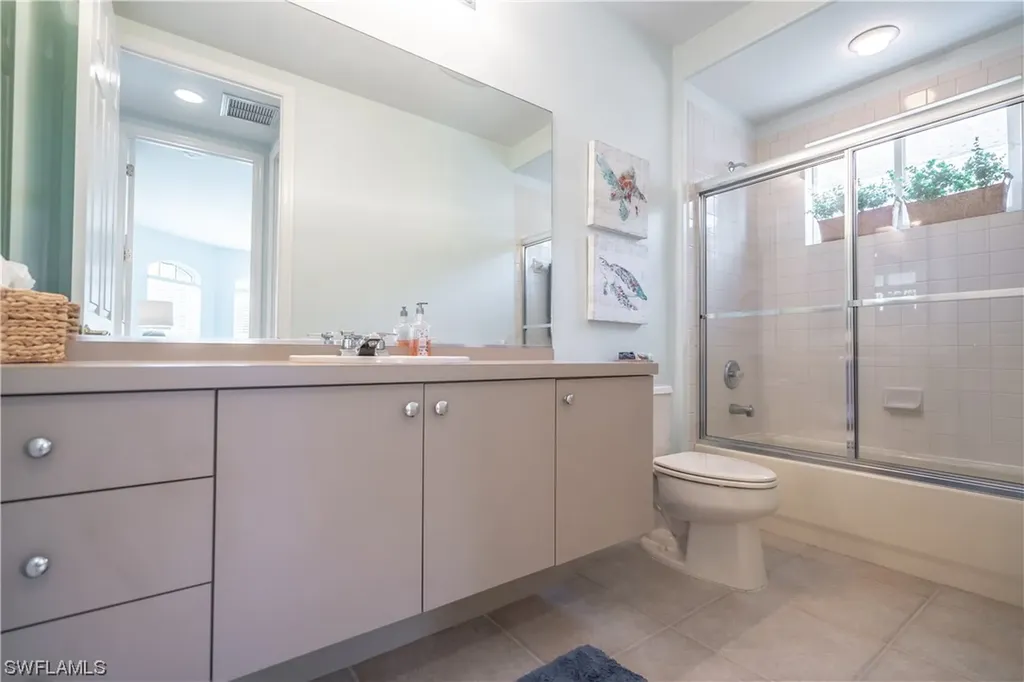 5981 Ashford Lane Naples FL 34110