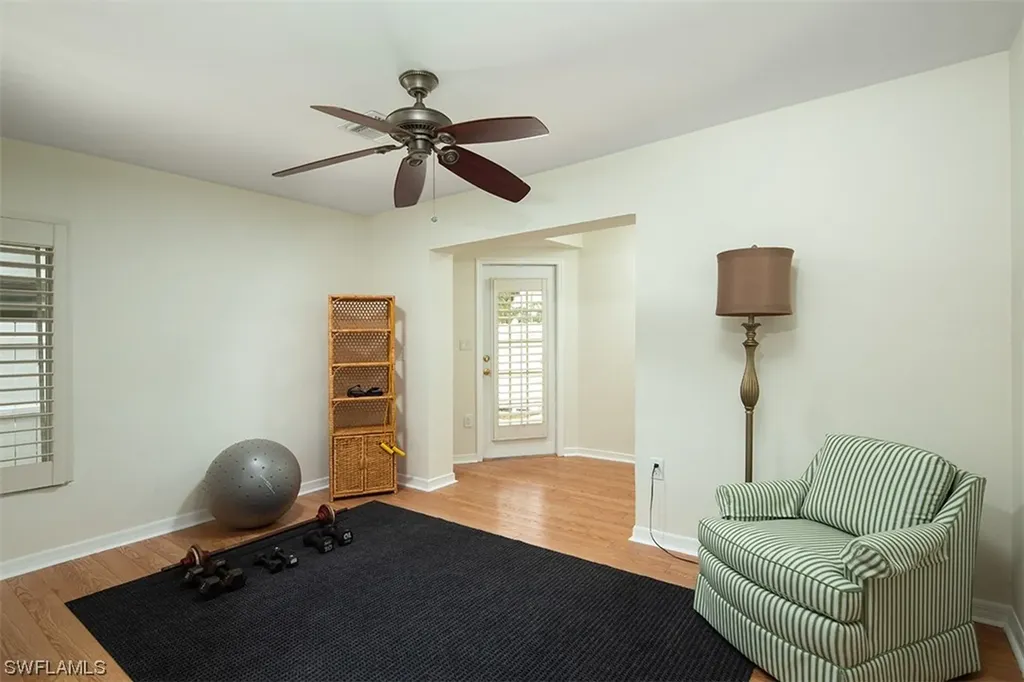 2412 Pinewoods Circle S Naples FL 34105