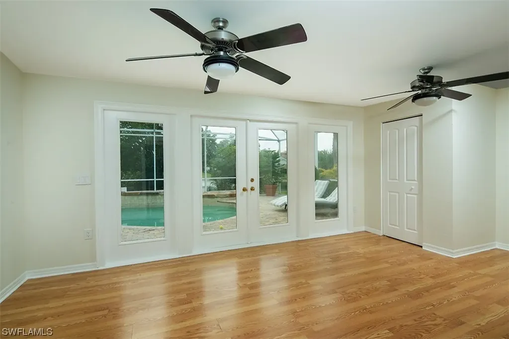 2412 Pinewoods Circle S Naples FL 34105