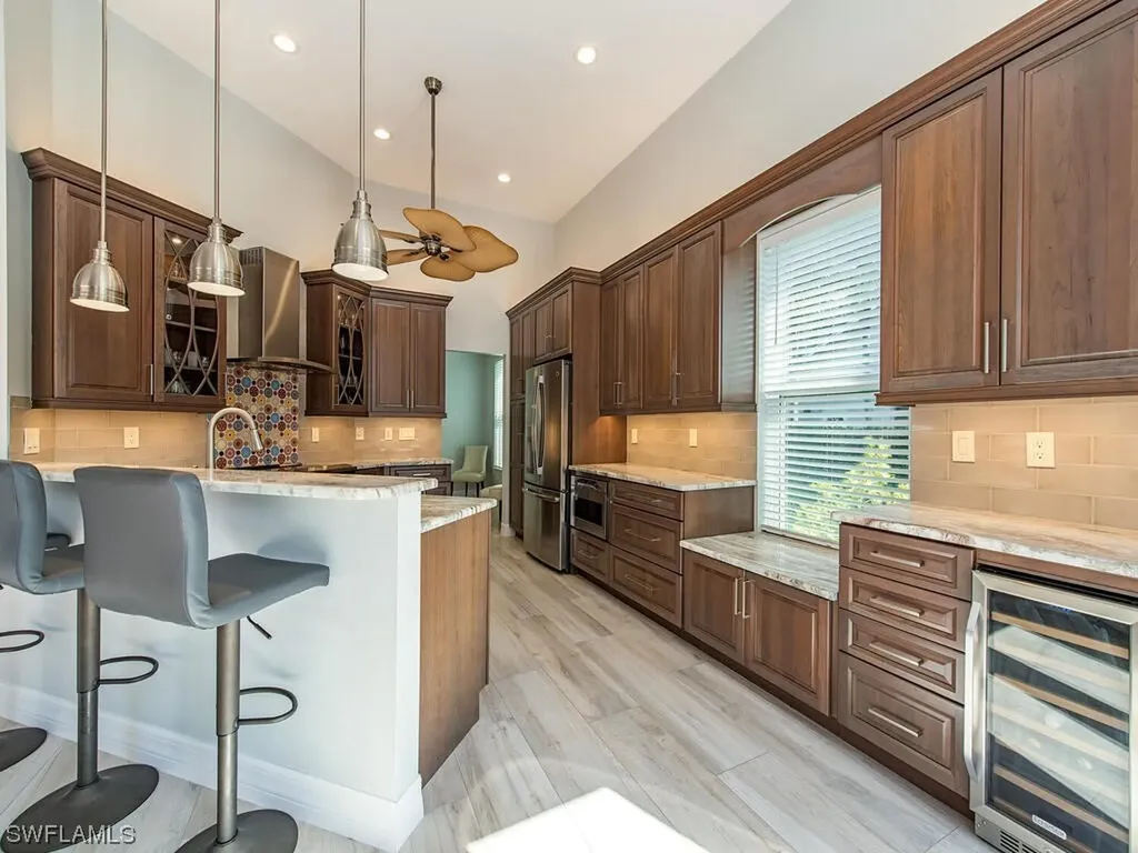 6880 Appleby Drive Naples FL 34104