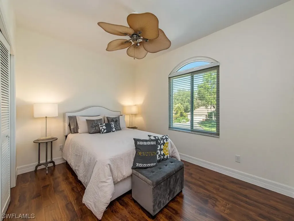 6880 Appleby Drive Naples FL 34104