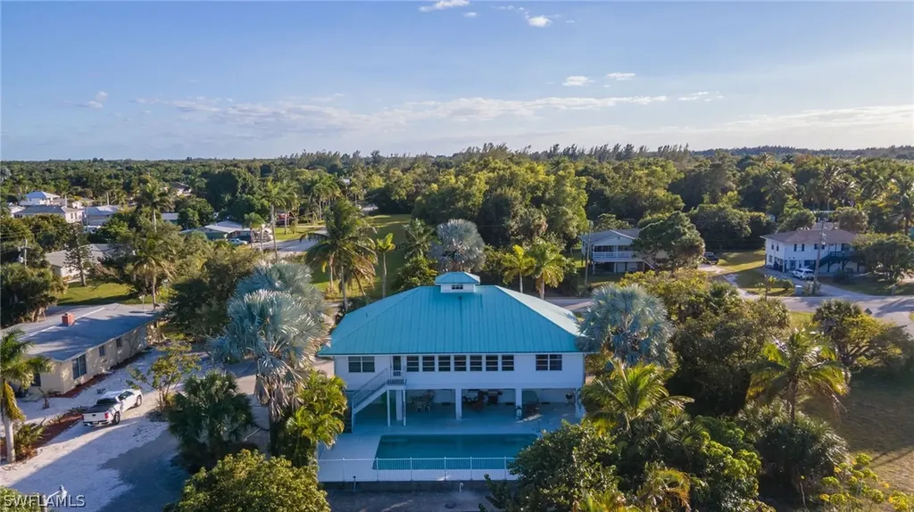 7380 Barrancas Avenue Bokeelia FL 33922