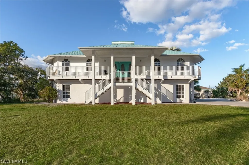 7380 Barrancas Avenue Bokeelia FL 33922