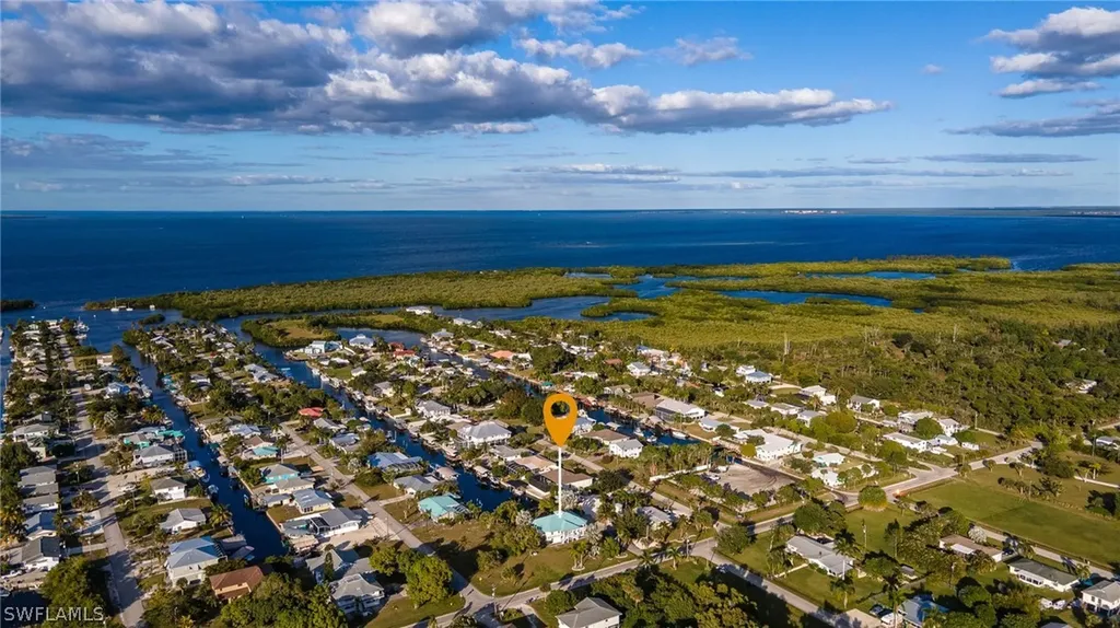 7380 Barrancas Avenue Bokeelia FL 33922