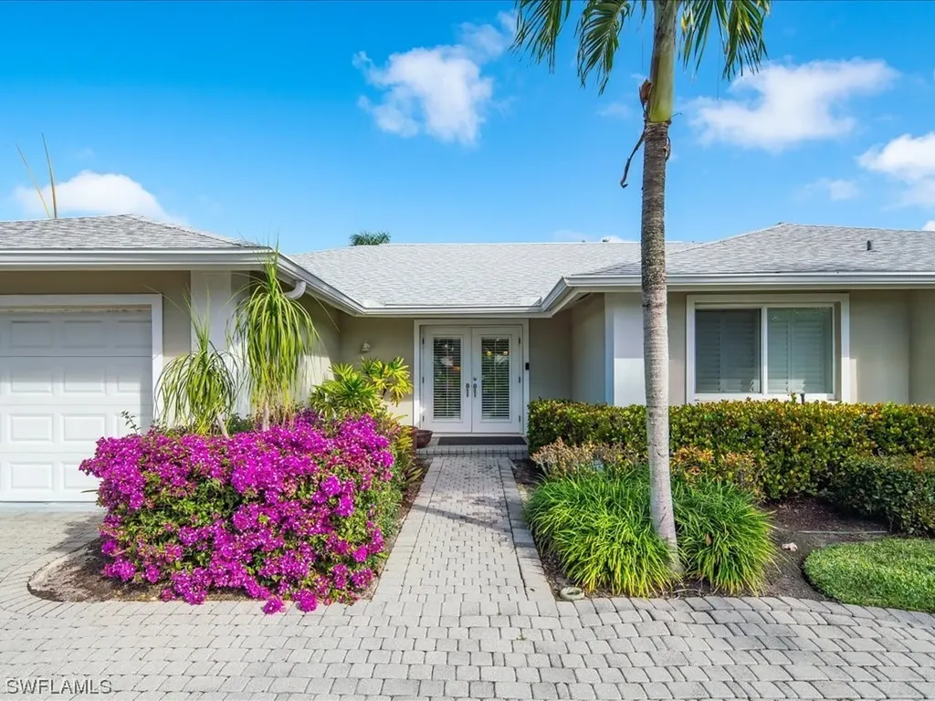 Naples FL, 675 Harbour Drive