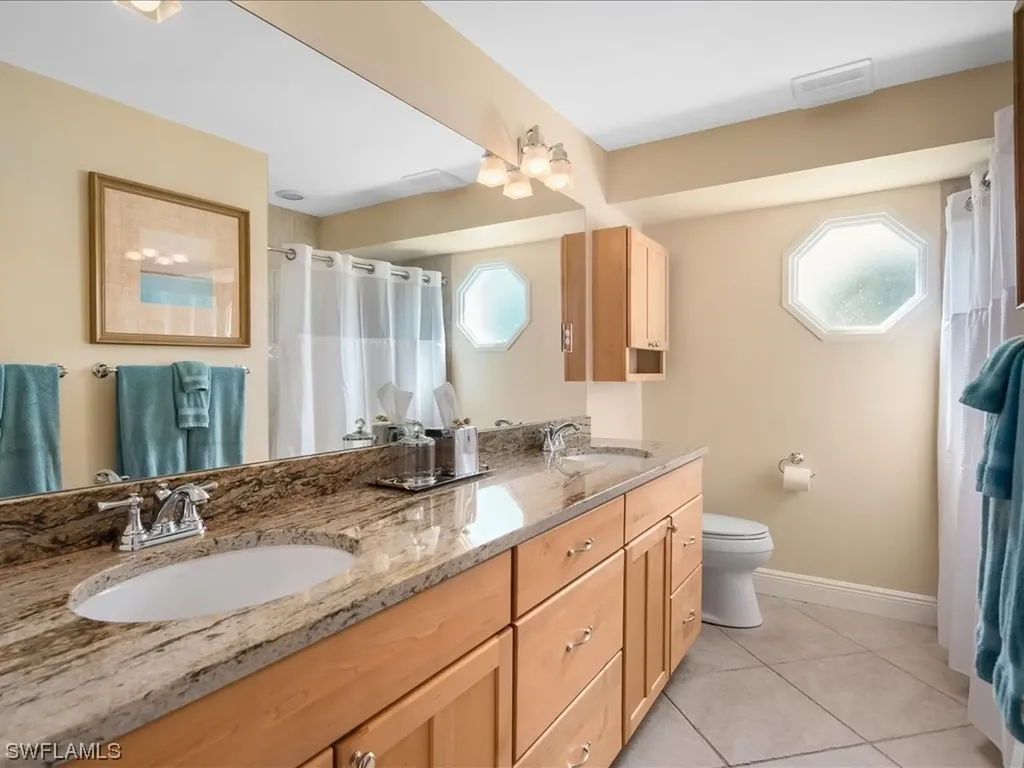 675 Harbour Drive Naples FL 34103