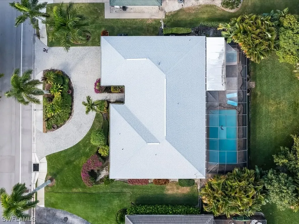 675 Harbour Drive Naples FL 34103