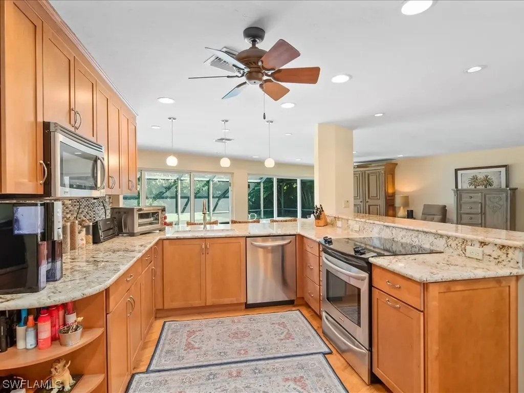 675 Harbour Drive Naples FL 34103