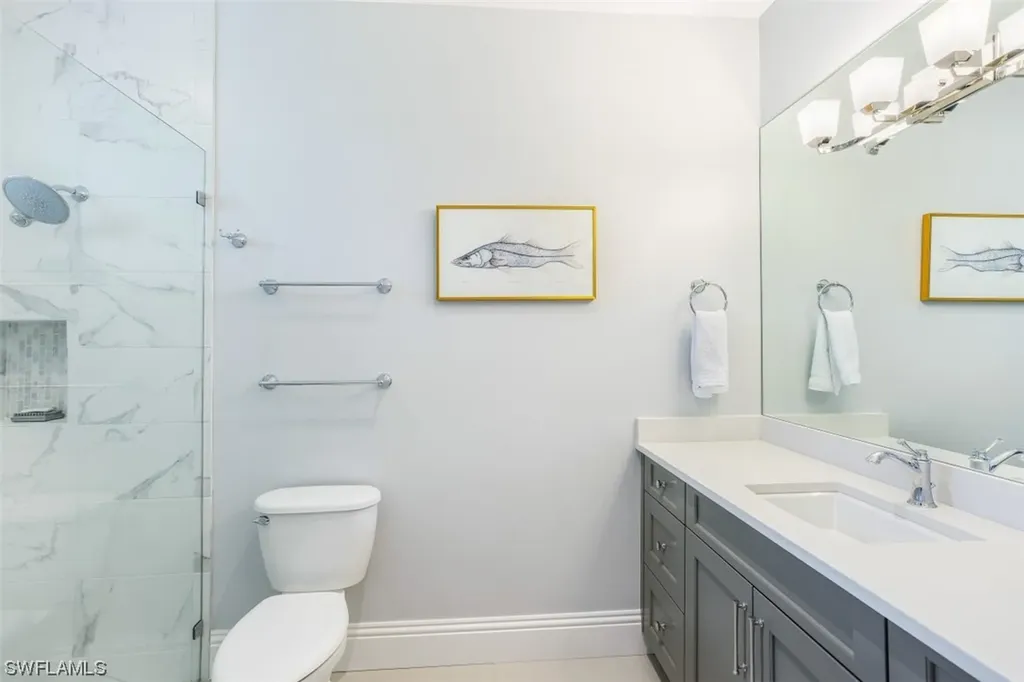 569 Neapolitan Way Naples FL 34103