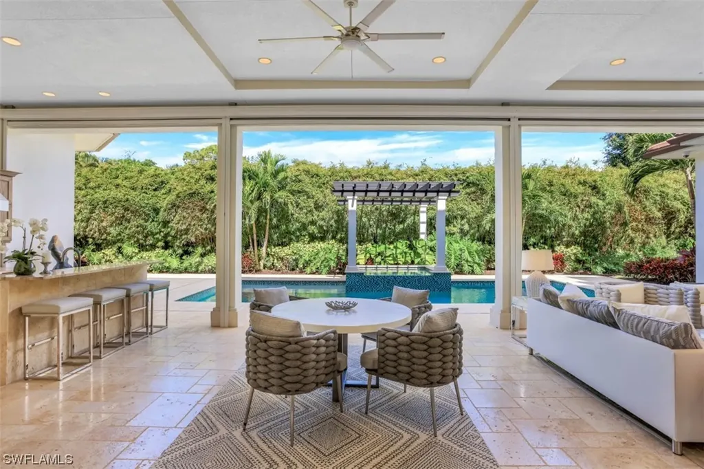 569 Neapolitan Way Naples FL 34103