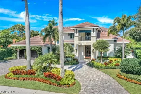 569 Neapolitan Way Naples FL 34103